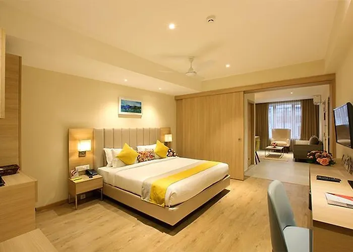 Crystal Plaza Luxury Business Hotel